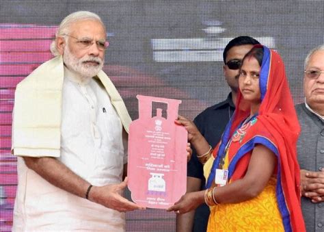Cabinet approves Rs 1,650 crore to add 75 lakh new Ujjwala scheme.